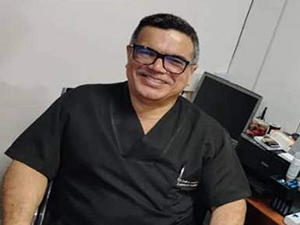 Dr. Luis A. Bandrés S.