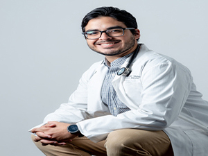 Dr. Rainer A. Mujica H.