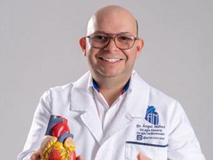 Dr. Ángel L. Núñez P.
